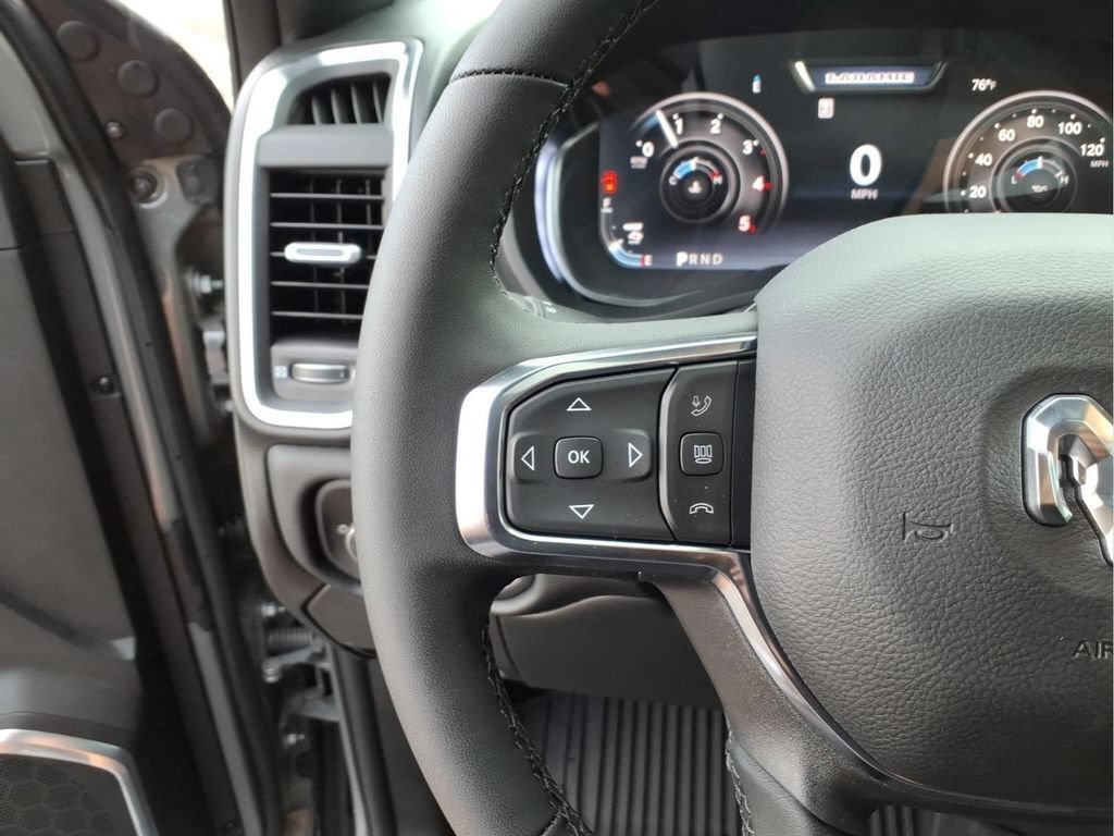 New 2026 RAM 2500 Laramie w/ Night Edition AWD/4WD image 20