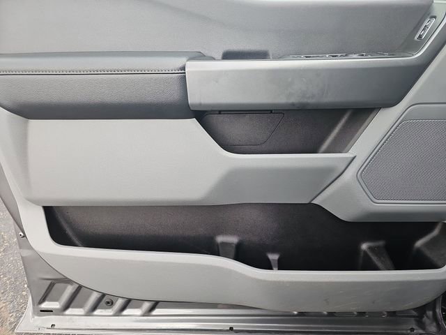 Used 2024 Ford F350 XLT w/ Snow Plow Prep Package image 21