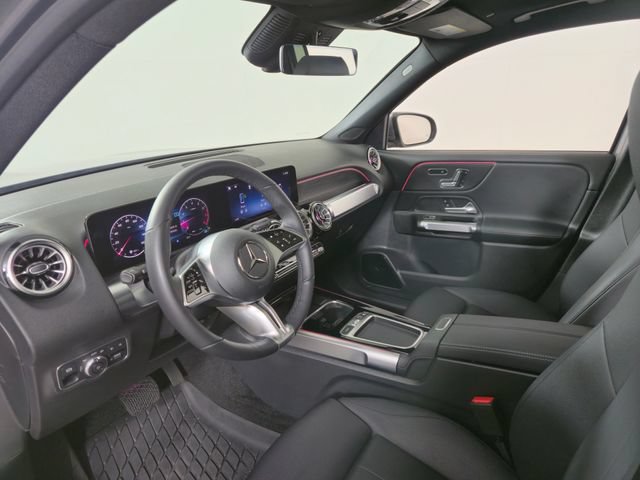 Certified 2026 Mercedes-Benz GLB 250 4MATIC image 17