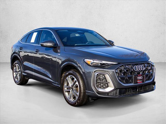 Certified 2025 Audi Q5 Premium Plus image 3