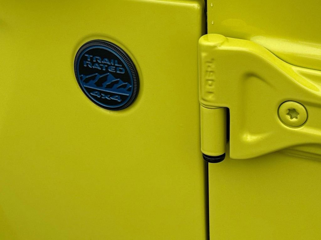 Used 2023 Jeep Wrangler Unlimited Rubicon 4xe image 7