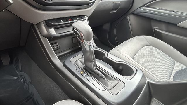 Used 2022 Chevrolet Colorado W/T w/ Custom Special Edition image 14