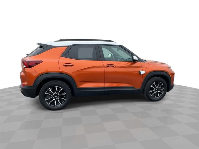 Certified 2023 Chevrolet TrailBlazer ACTIV w/ Sun and Liftgate Package FWD image 9