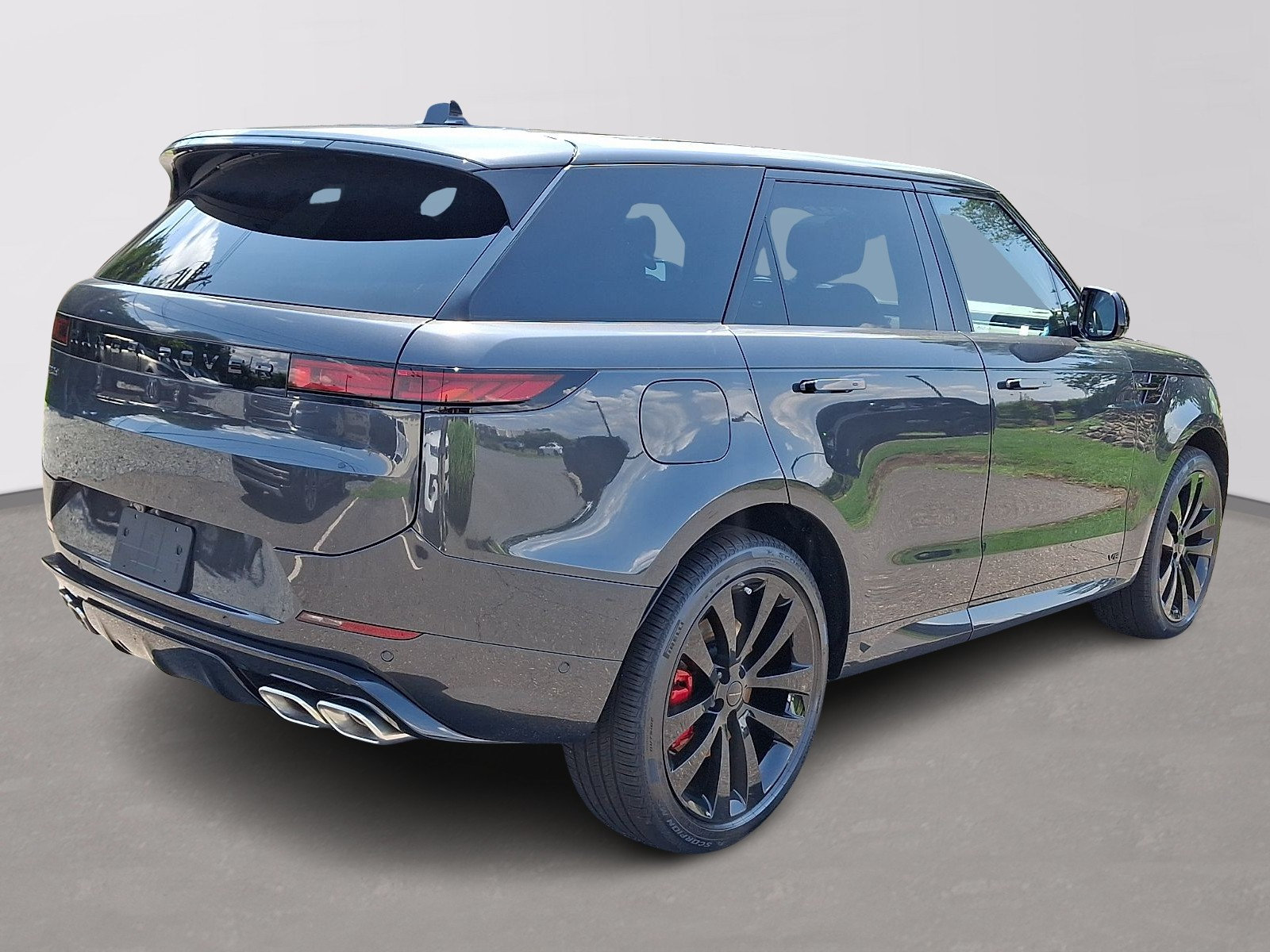 New 2026 Land Rover Range Rover Sport Dynamic SE AWD/4WD image 3