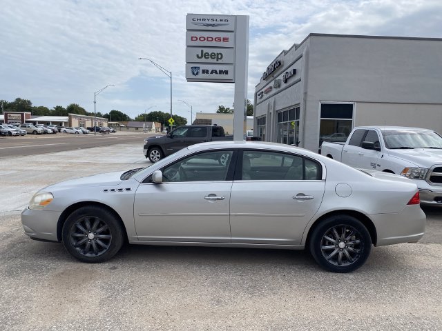 Used 2008 Buick Lucerne CXS FWD image 1