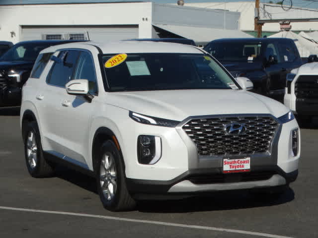 Used 2022 Hyundai Palisade SE image 2
