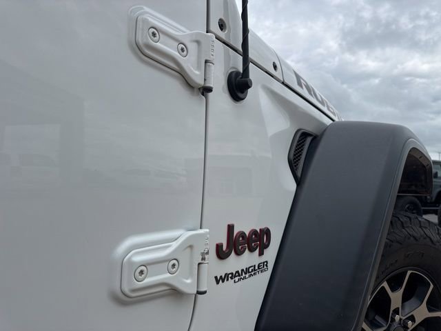 Used 2018 Jeep Wrangler Unlimited Rubicon AWD/4WD image 17