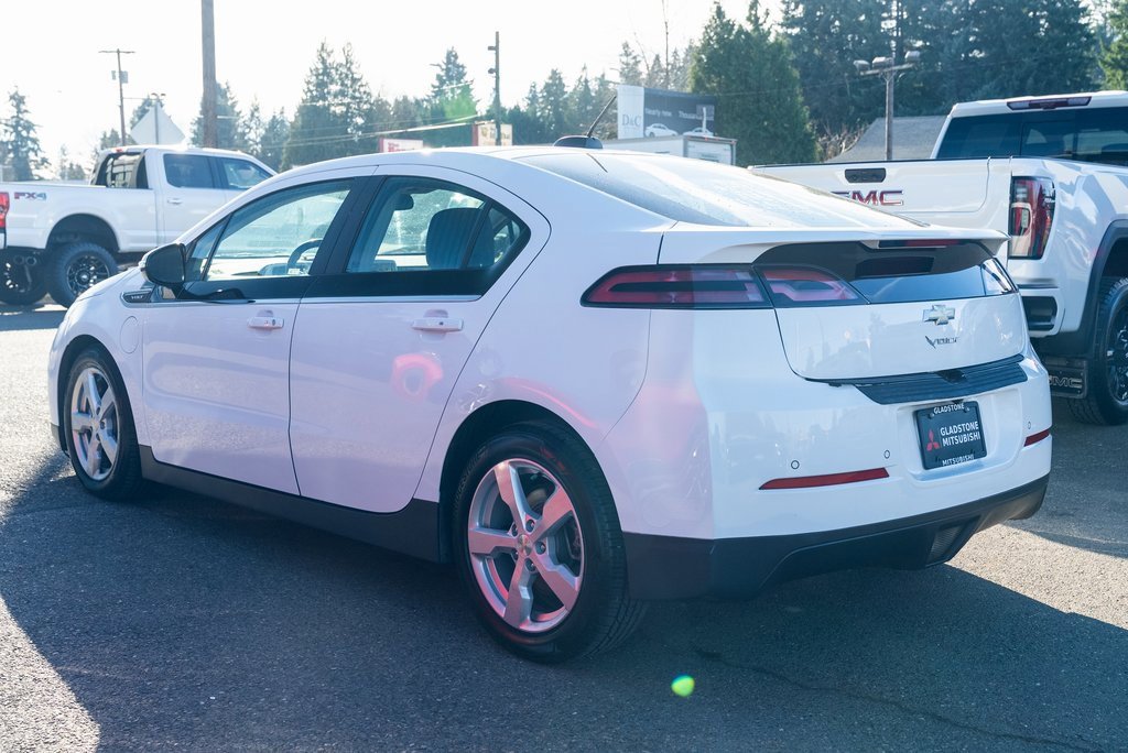 Used 2015 Chevrolet Volt Premium w/ Premium Trim Package image 4