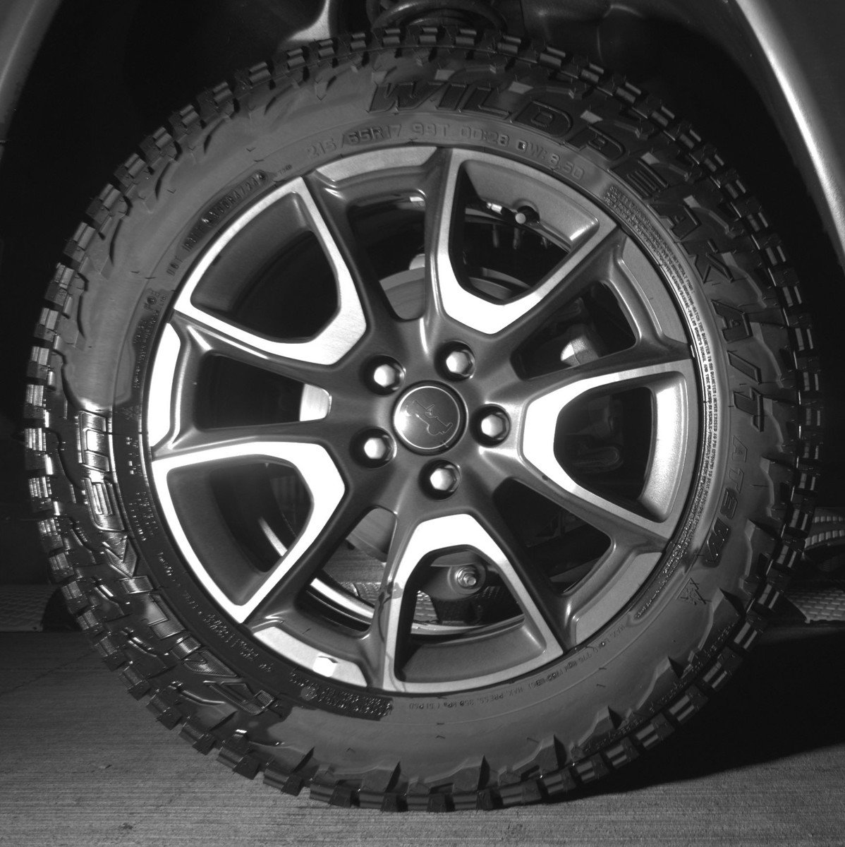 Used 2025 Jeep Compass Trailhawk image 15