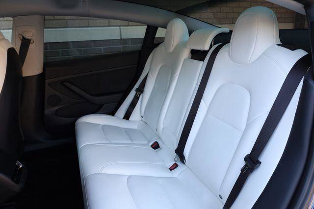 Used 2023 Tesla Model 3 Standard Range image 21