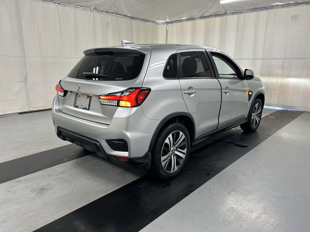 Used 2022 Mitsubishi Outlander Sport ES image 2