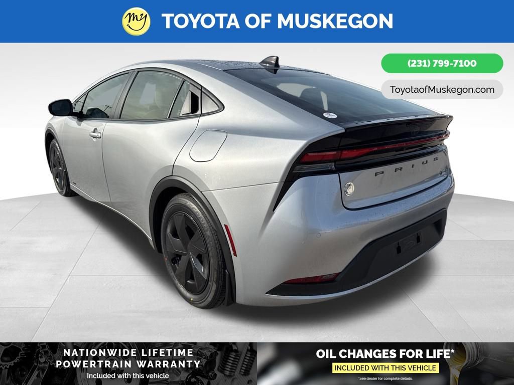 New 2026 Toyota Prius LE image 5