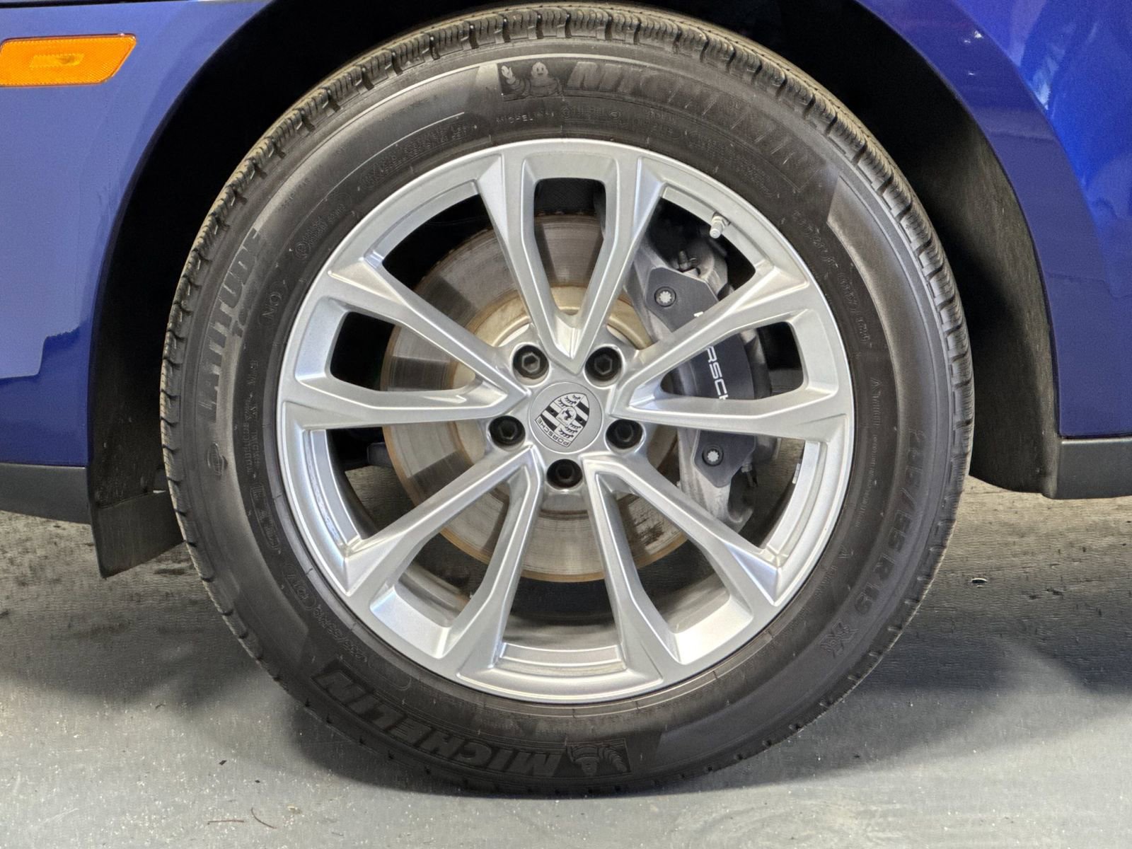 Certified 2025 Porsche Macan image 20