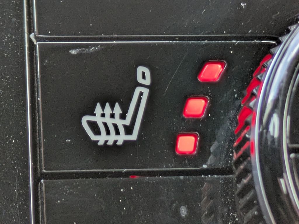 Used 2023 Nissan Pathfinder SL image 24