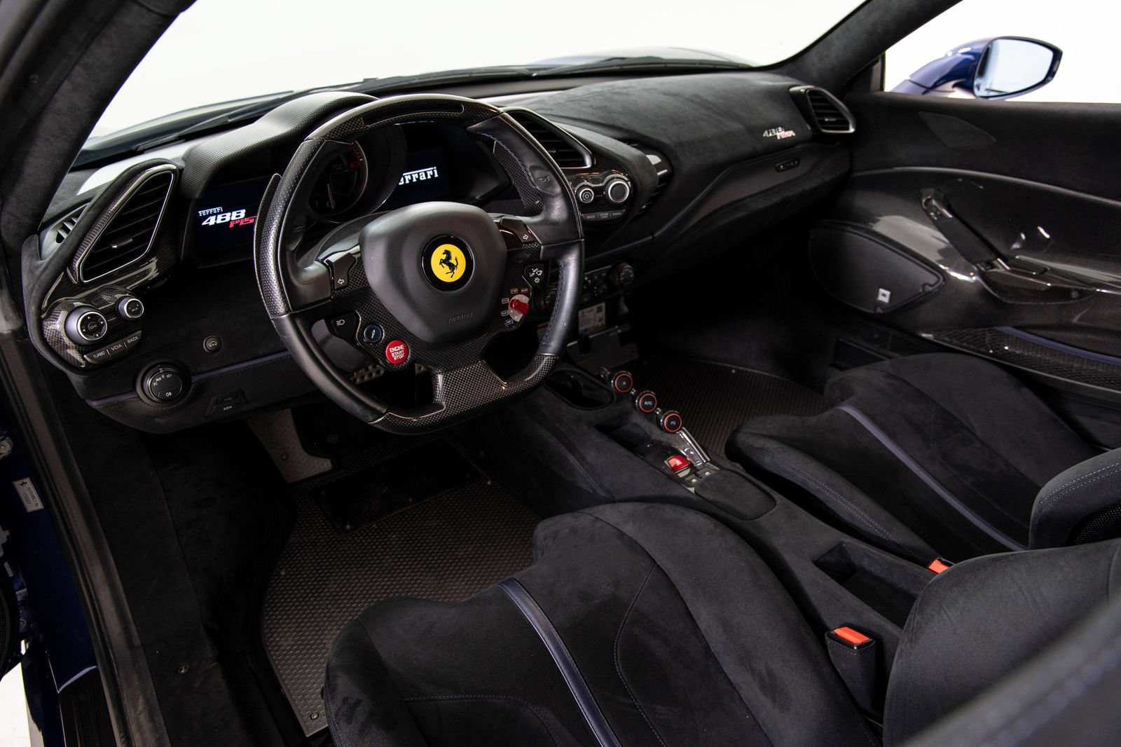 Certified 2020 Ferrari 488 Pista Coupe RWD image 4