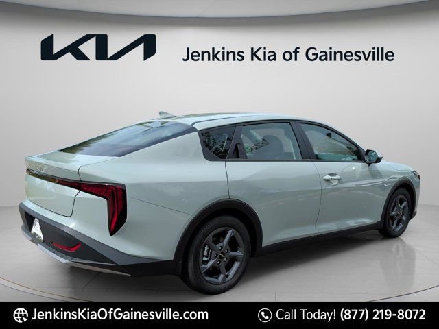 New 2026 Kia K4 FWD image 4