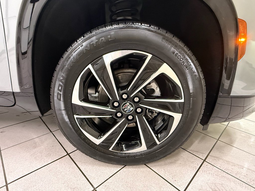 Certified 2025 Buick Enclave Sport Touring AWD/4WD image 15