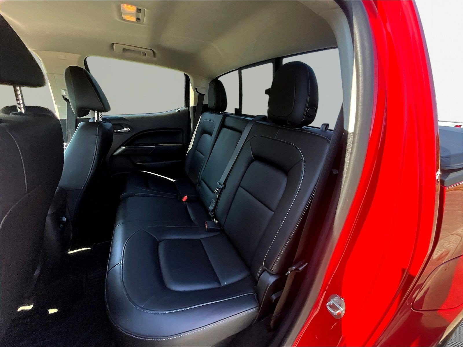 Used 2015 Chevrolet Colorado LT w/ Luxury Package RWD image 22