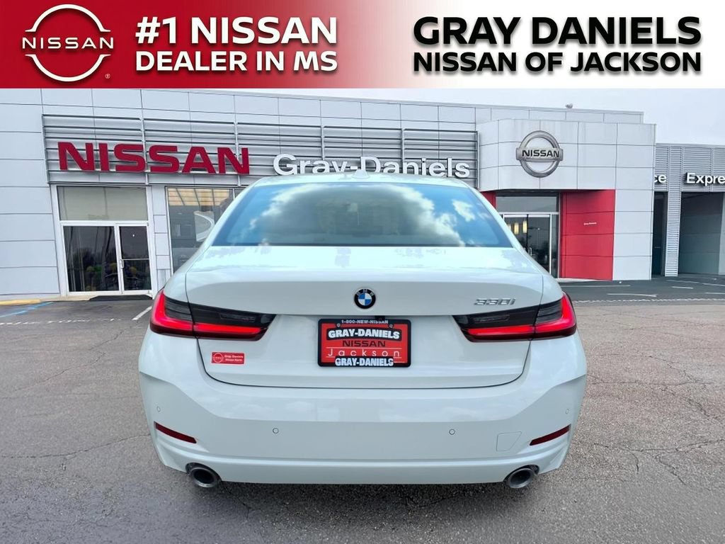 Used 2025 BMW 330i Sedan RWD image 6