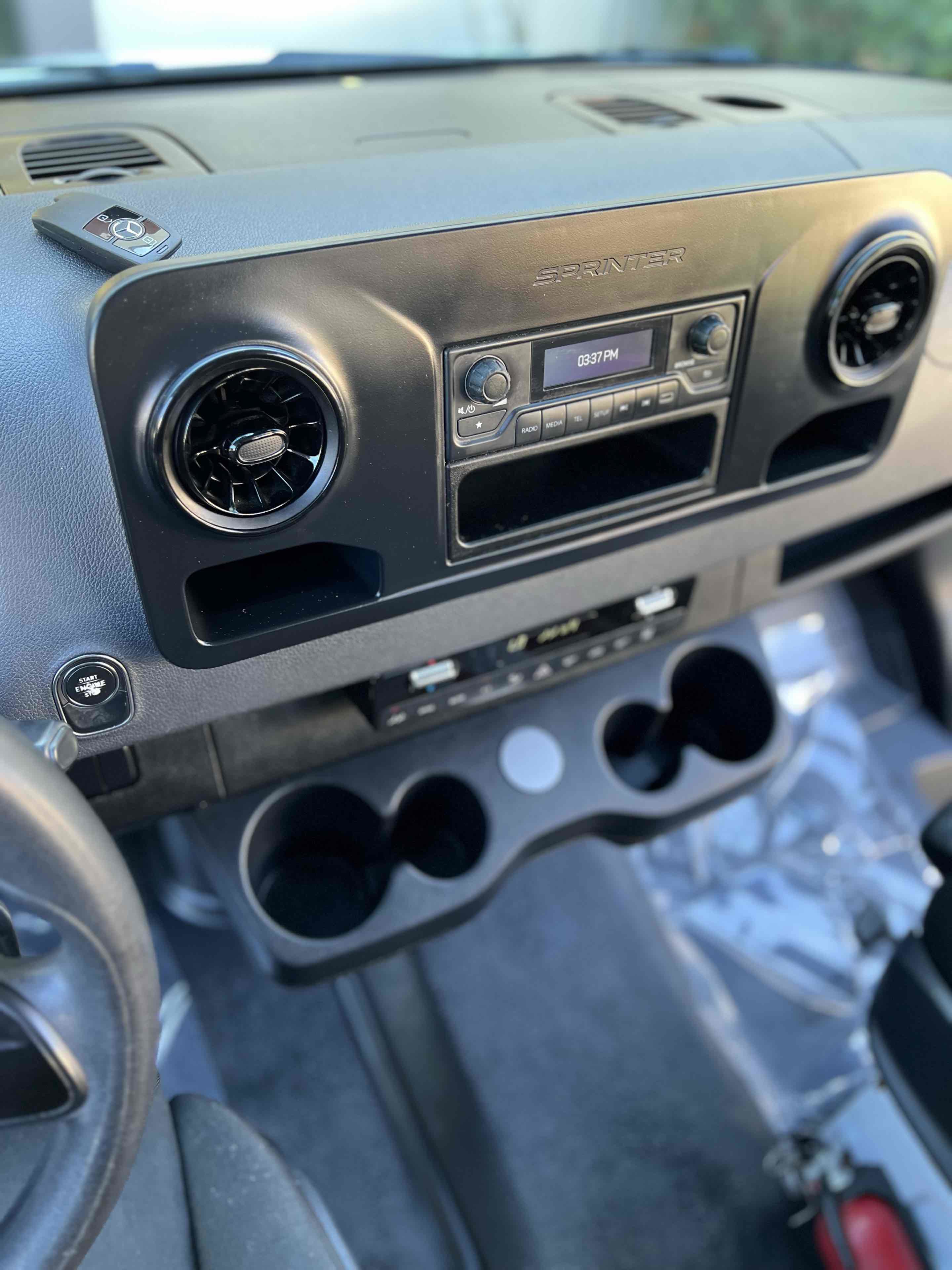 Used 2019 Mercedes-Benz Sprinter 2500 w/ Driver Convenience Package image 35