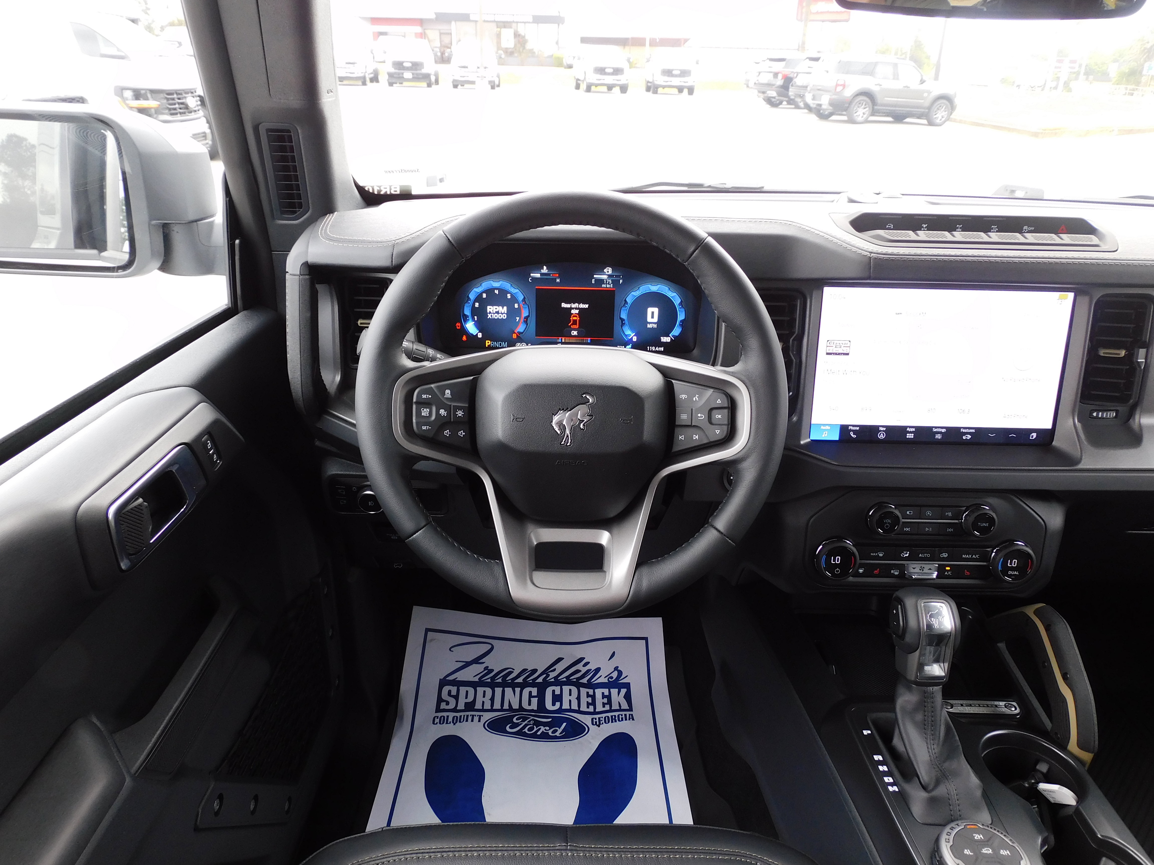 New 2025 Ford Bronco Badlands image 18