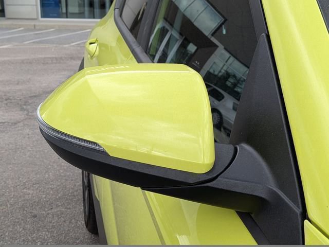 Certified 2025 Hyundai Kona SEL FWD image 11