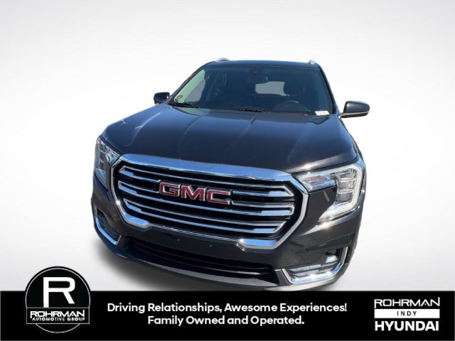 Used 2024 GMC Terrain SLT AWD/4WD image 3