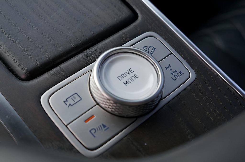 Used 2024 Genesis GV80 3.5T image 34