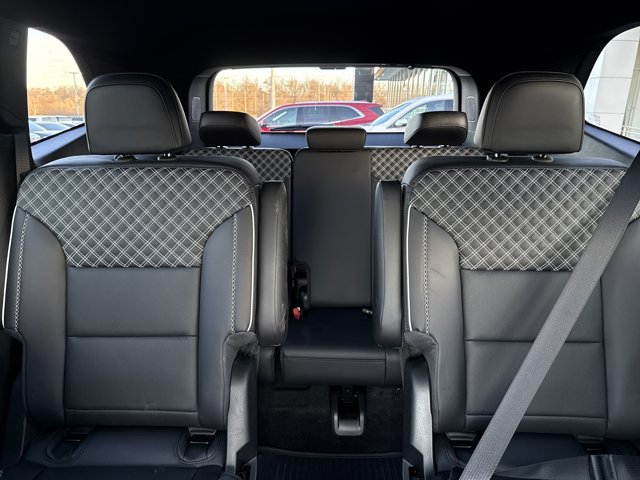 New 2026 GMC Acadia Denali w/ Super Cruise Package FWD image 19