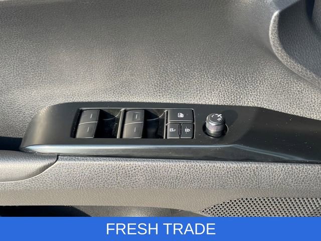 Used 2025 Toyota Camry LE image 27