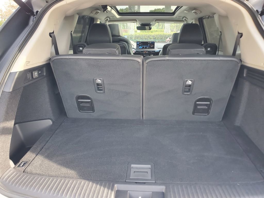 Used 2026 Acura MDX w/ Technology Package image 8