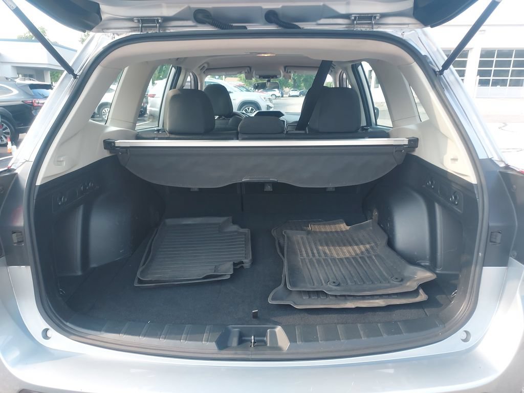 Used 2021 Subaru Forester AWD/4WD image 30