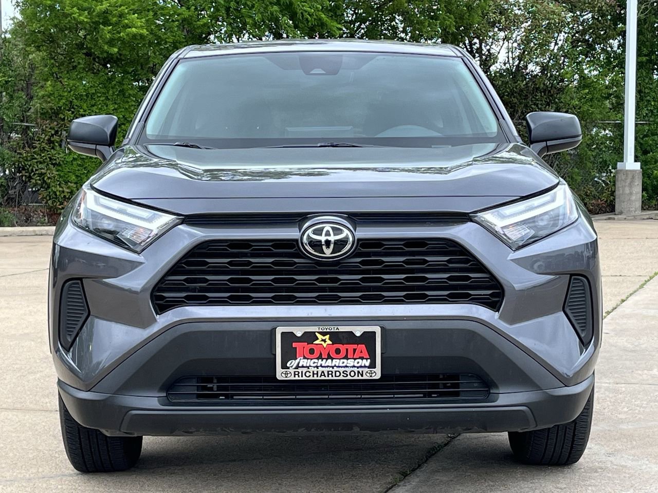 Used 2024 Toyota RAV4 LE FWD image 7