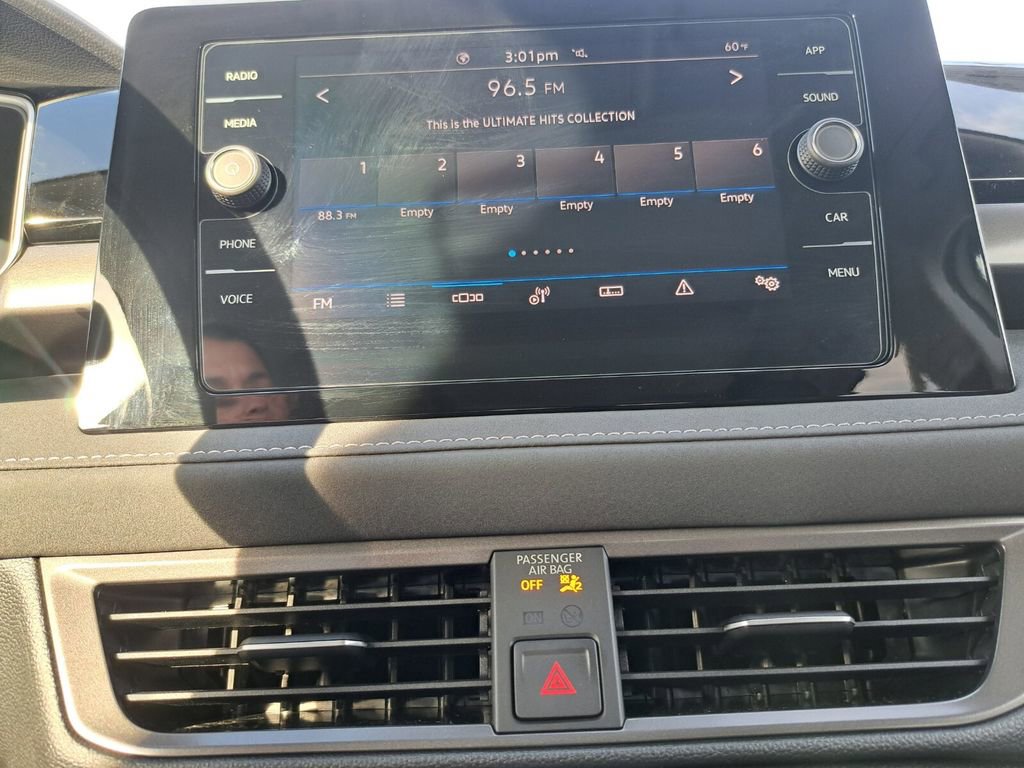 New 2026 Volkswagen Taos SE image 11