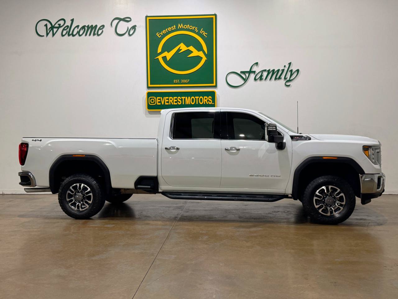 Used 2021 GMC Sierra 2500 SLT AWD/4WD image 9