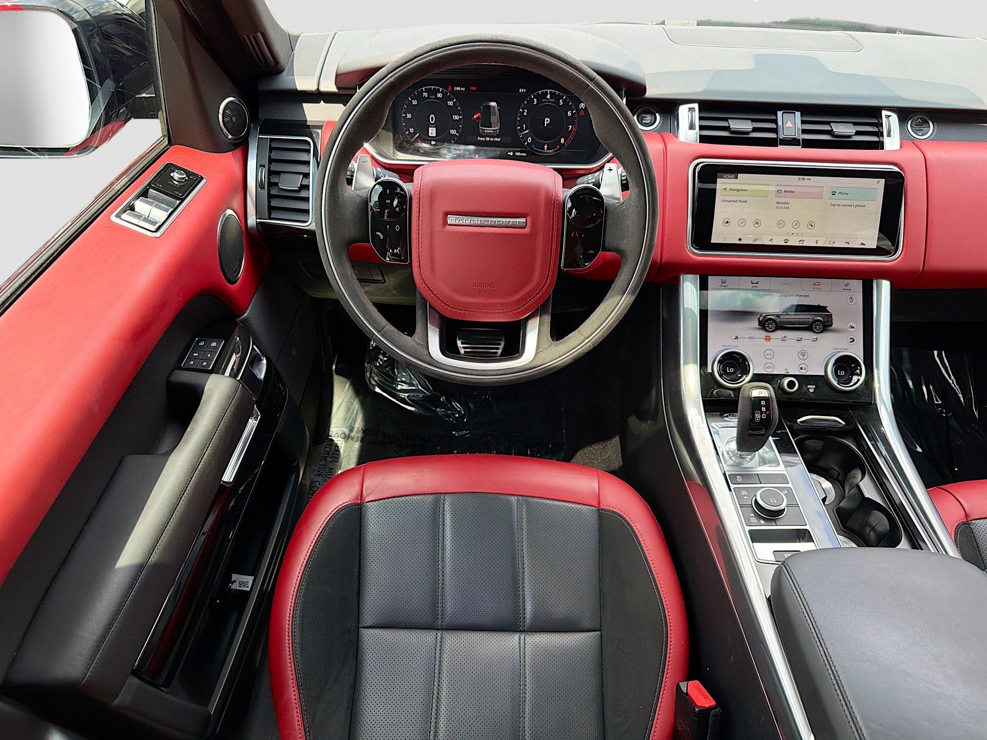 Used 2022 Land Rover Range Rover Sport HST image 17