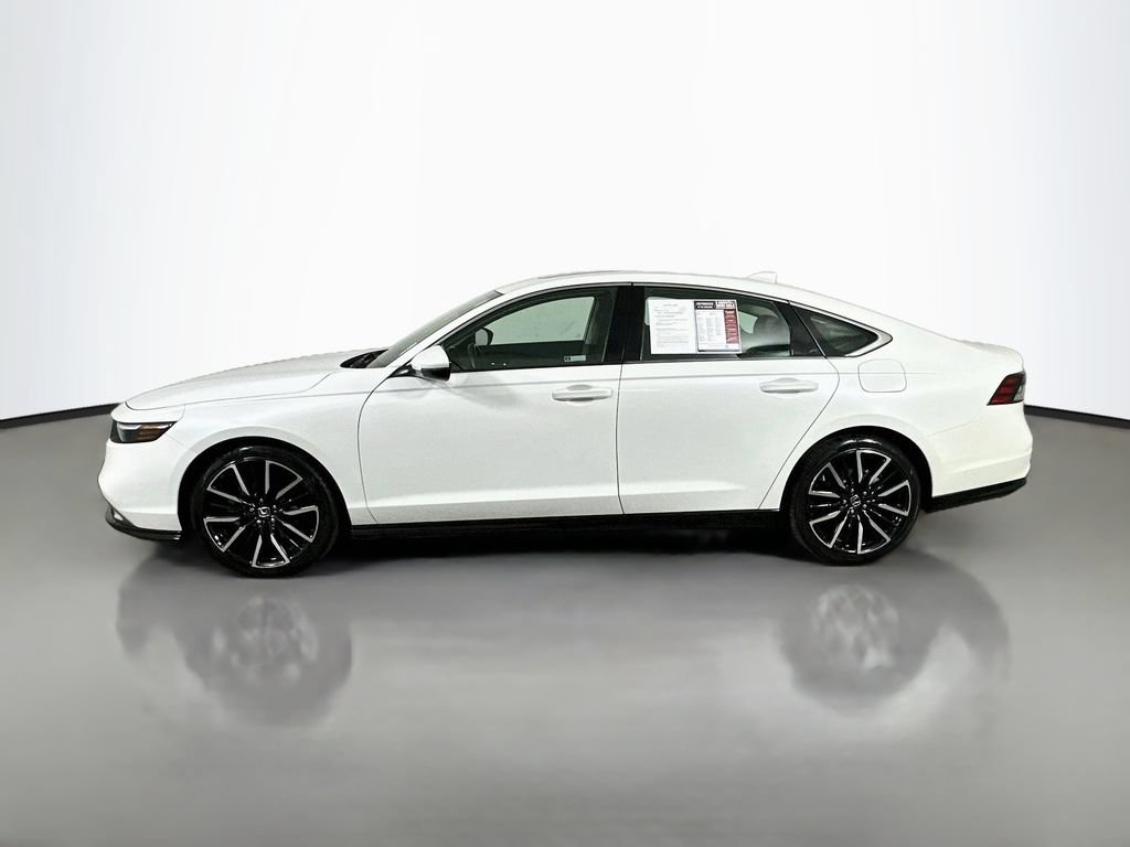 Used 2023 Honda Accord Touring image 5