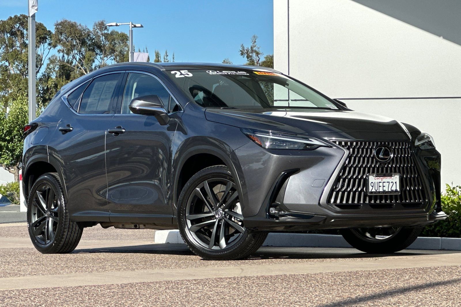 Used 2025 Lexus NX 450h+ AWD w/ Accessory Package (Z2) image 2
