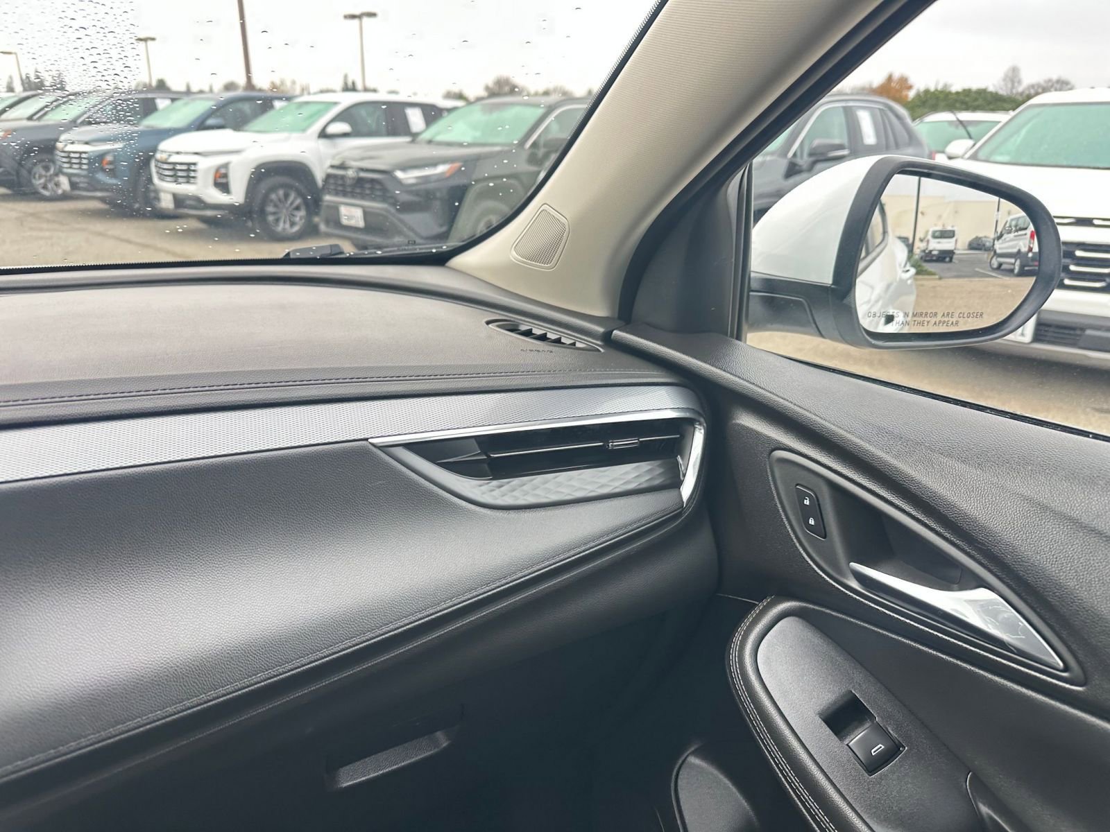 Used 2025 Buick Encore GX Preferred image 35