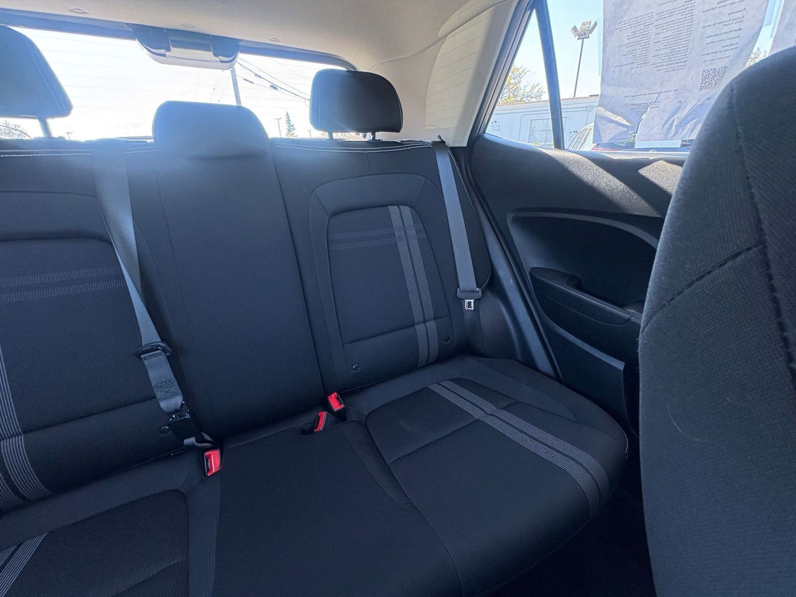 Used 2025 Hyundai Venue SEL image 37