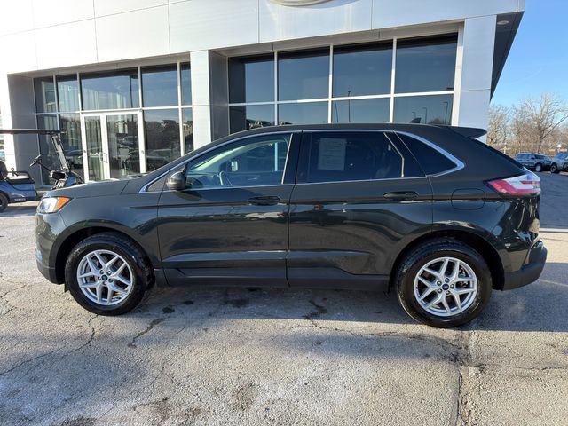 Used 2022 Ford Edge SEL w/ Convenience Package image 4
