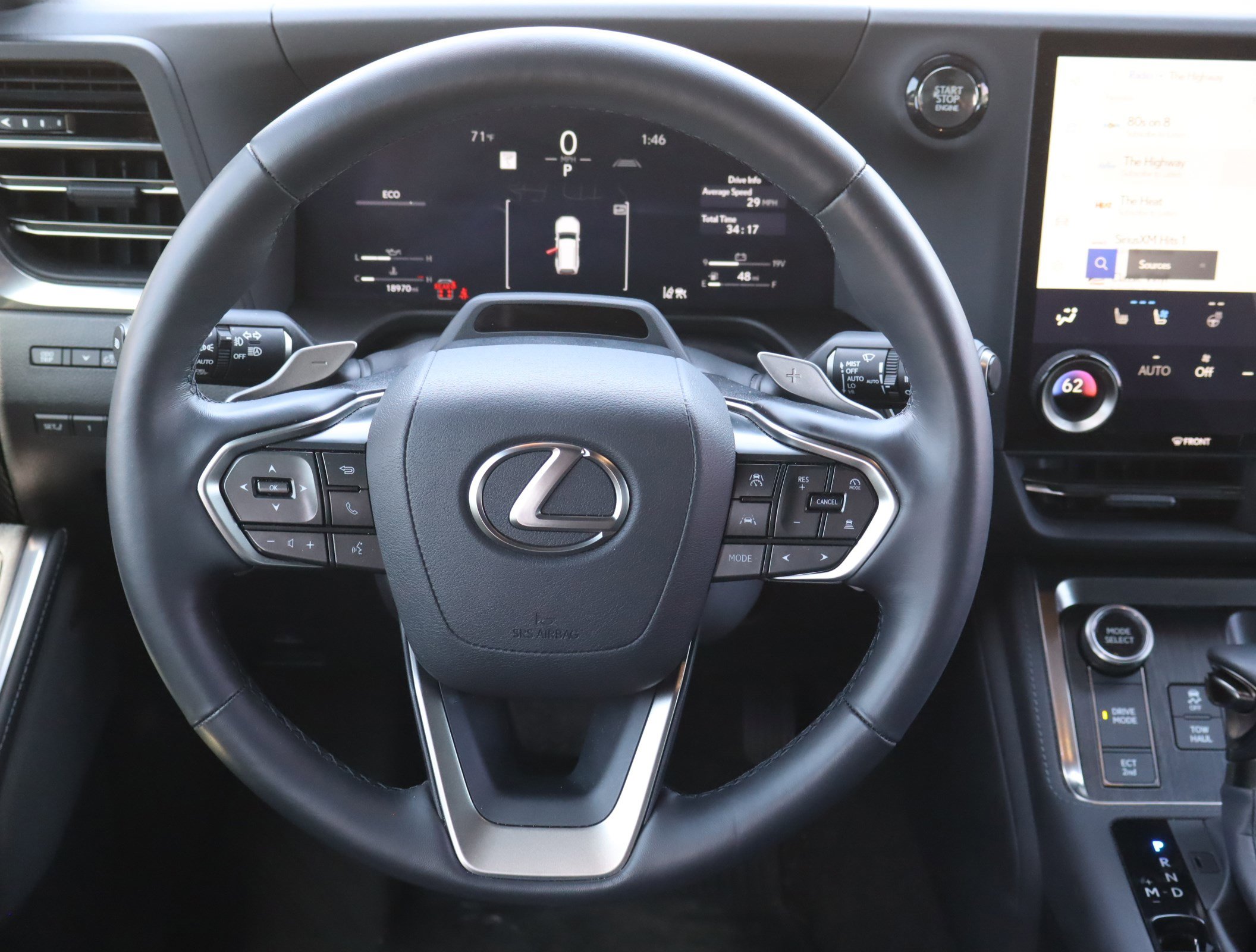 Used 2025 Lexus GX 550 w/ Accessory Package (2T) AWD/4WD image 16