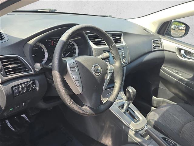 Used 2015 Nissan Sentra SV FWD image 11