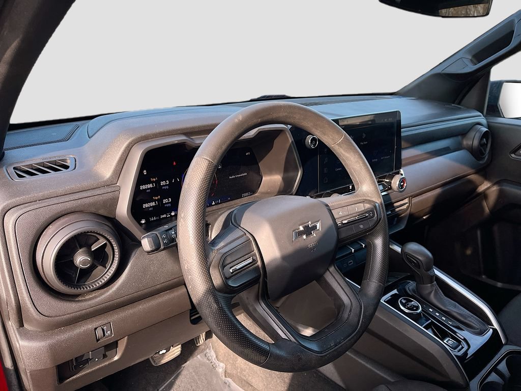 Used 2024 Chevrolet Colorado Trail Boss w/ Advanced Trailering Package AWD/4WD image 9