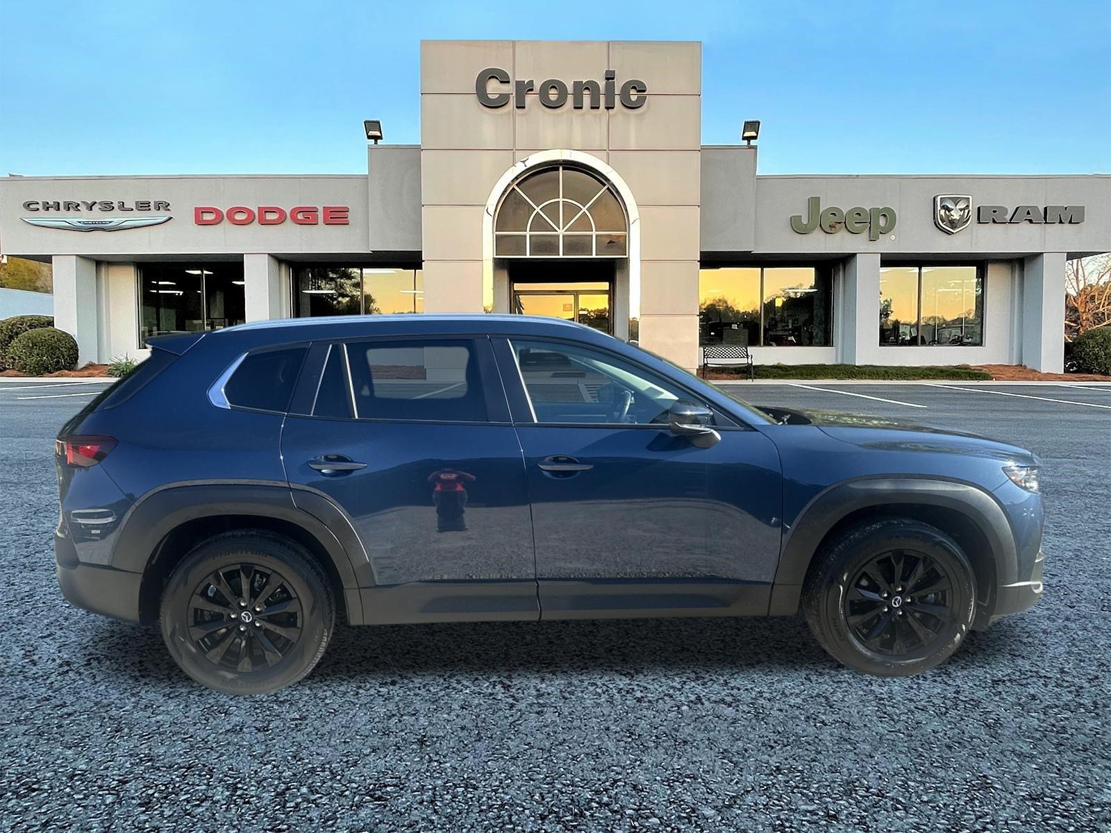 Used 2025 MAZDA CX-50 AWD 2.5 S w/ Preferred Package image 2