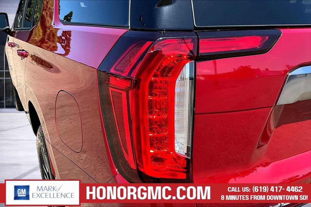 Used 2024 GMC Yukon AT4 w/ AT4 Premium Plus Package AWD/4WD image 23