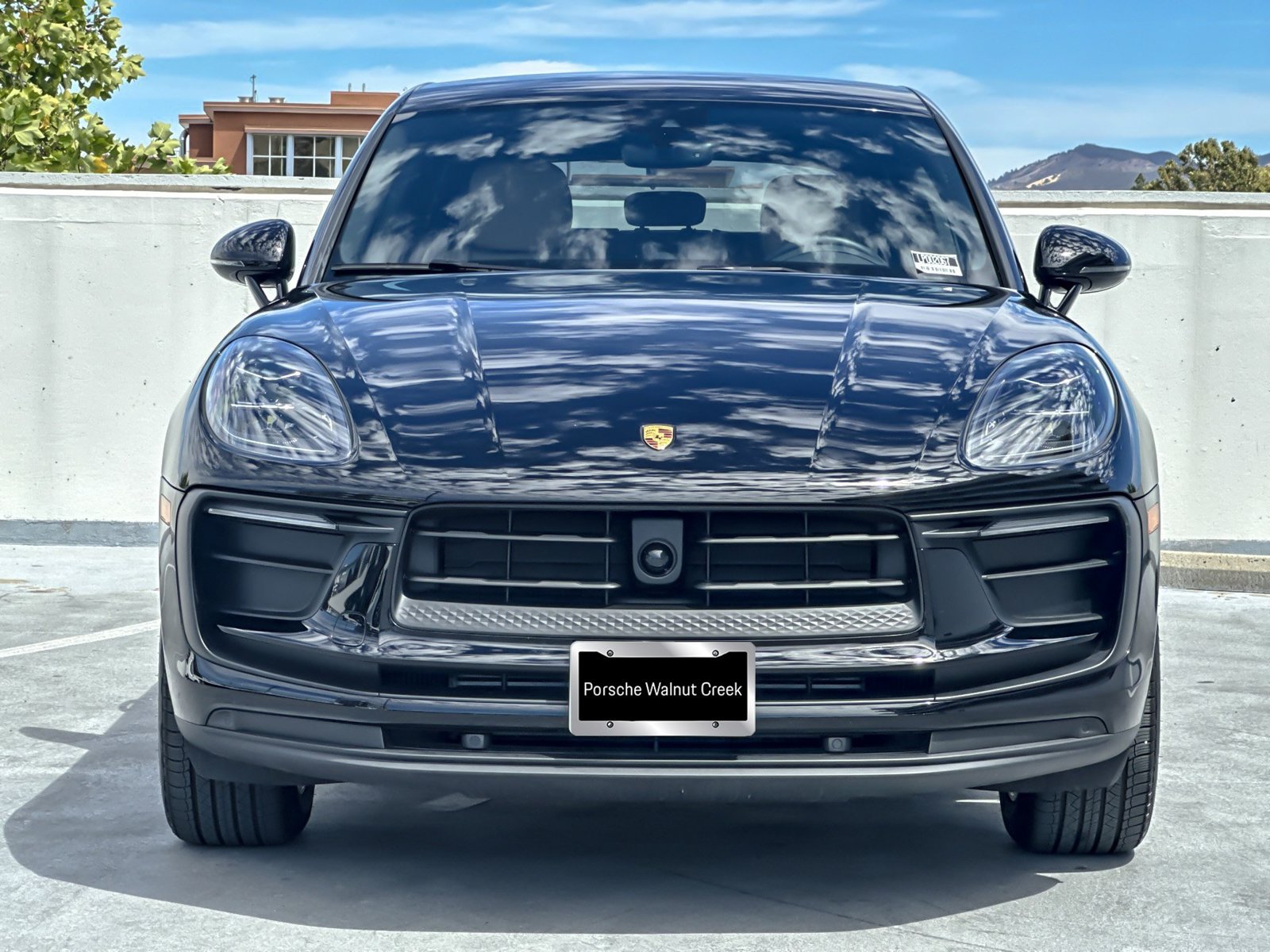 Certified 2026 Porsche Macan AWD/4WD image 12