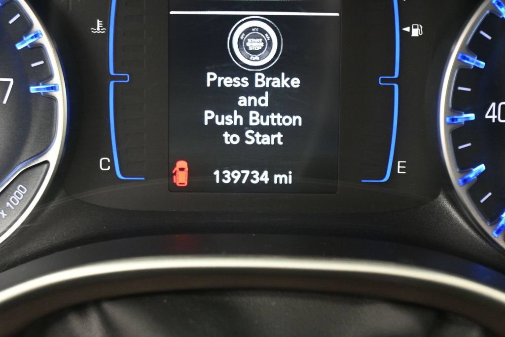 Used 2018 Chrysler Pacifica Touring-L FWD image 17