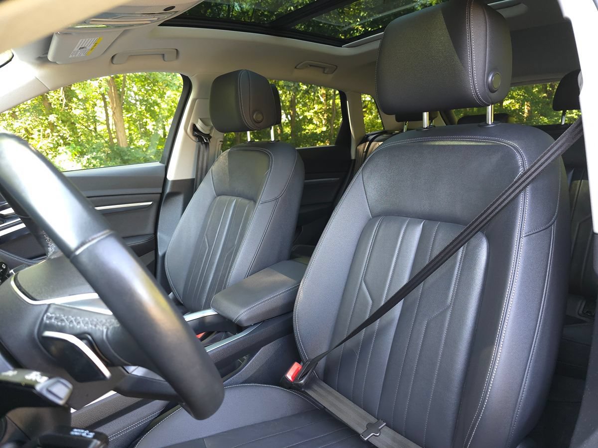 Used 2024 Audi Q8 e-tron Premium AWD/4WD image 13