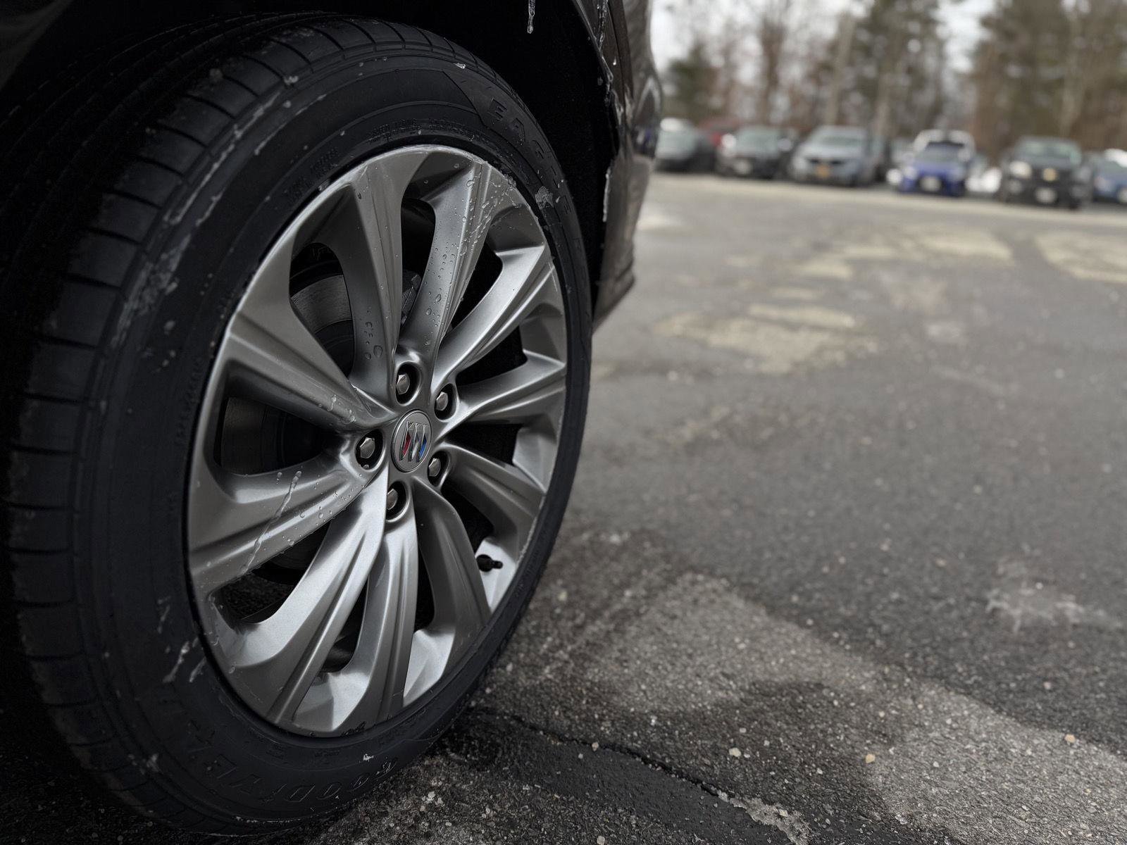 Certified 2024 Buick Envista Avenir image 11